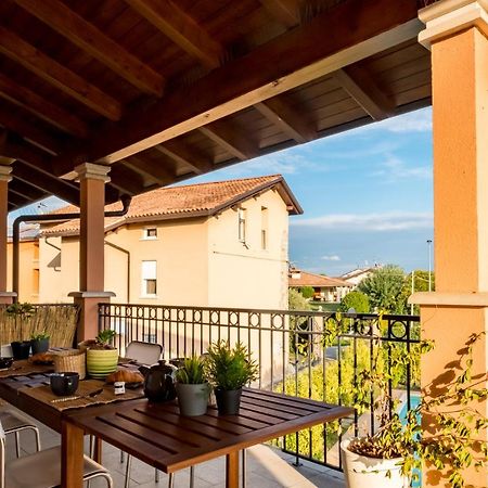 Residenza Oleandro Apartment Desenzano del Garda Bagian luar foto