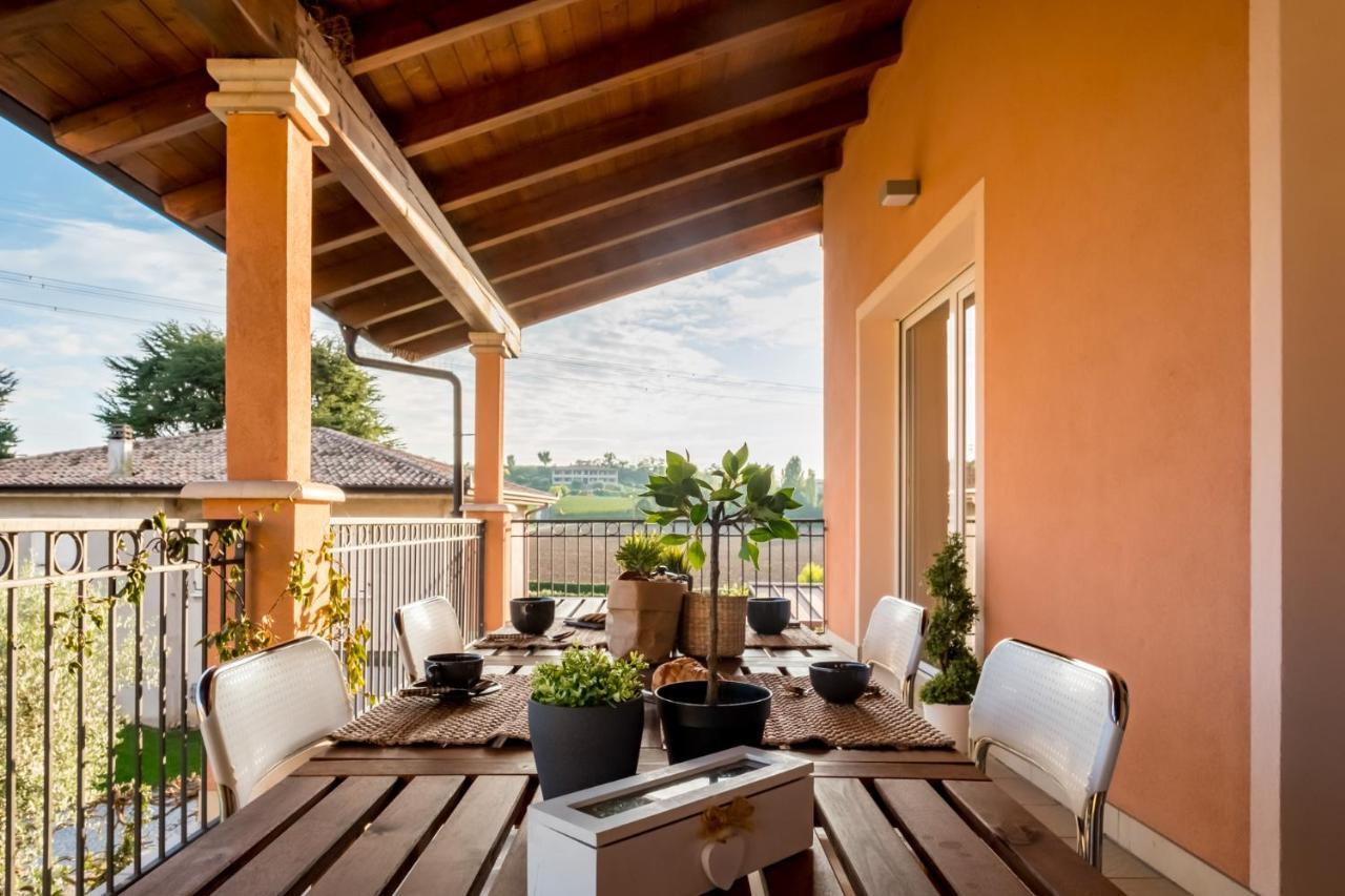 Residenza Oleandro Apartment Desenzano del Garda Bagian luar foto