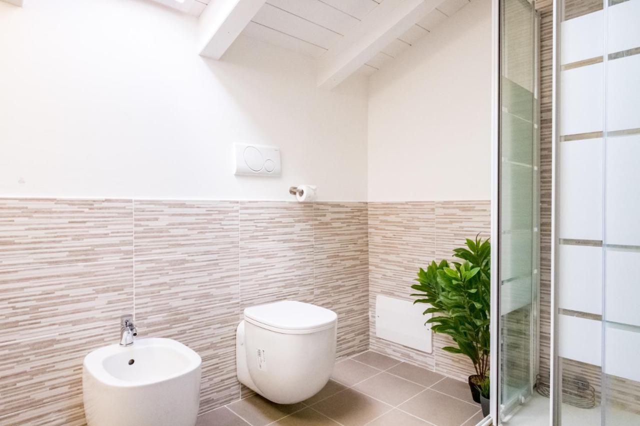 Residenza Oleandro Apartment Desenzano del Garda Bagian luar foto