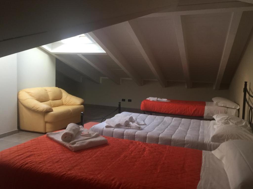 Residenza Oleandro Apartment Desenzano del Garda Bagian luar foto